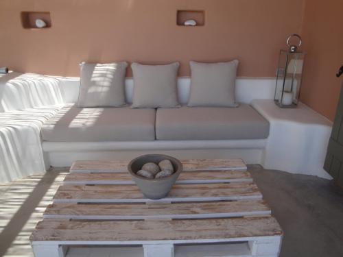 terrace lounge