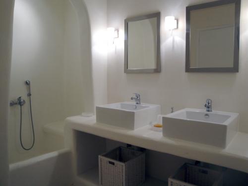 bathroom-ground-floor